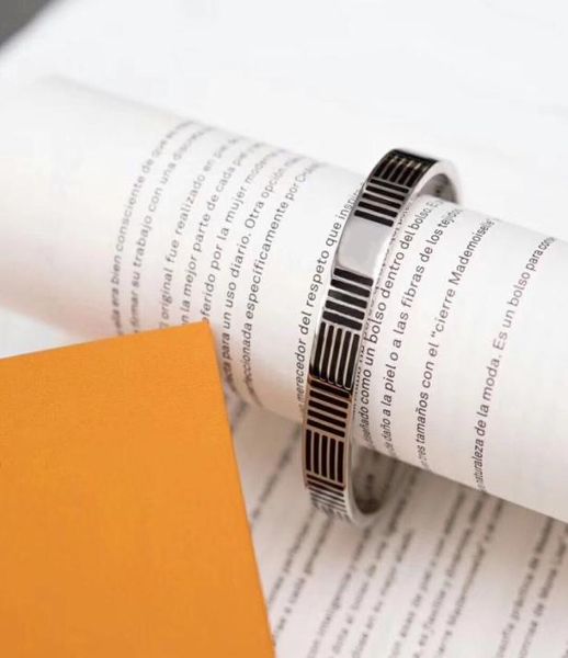 chain bracelet fashion bracelets simplicity niche design for man woman jewelry stainless steel retro literatur personality advance7709313, White
chain bracelet fashion bracelets simplicity niche design for man woman jewelry stainless steel retro literatur personality advance7709313, White