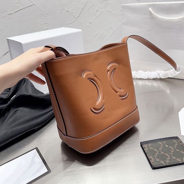 bucket bag women handbag shoulder bags genuine leather cross body purse fashion letter magnetic clasp designer handbags crossbody totes adju
bucket bag women handbag shoulder bags genuine leather cross body purse fashion letter magnetic clasp designer handbags crossbody totes adju