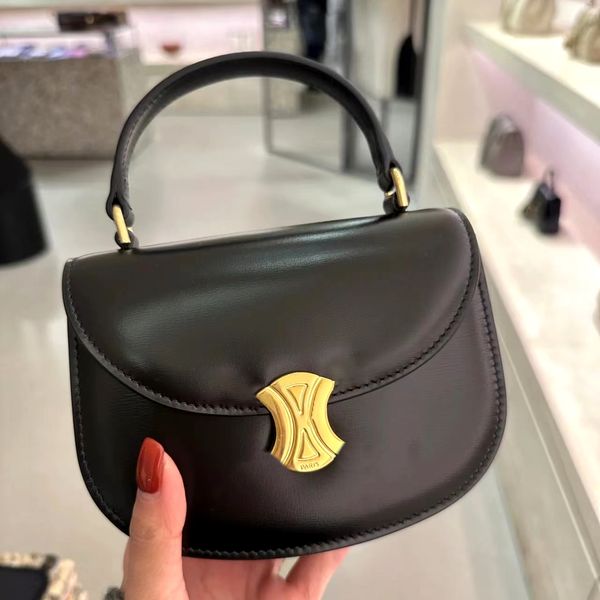 luxury designer lady handbag bags crossbody tote genuine leather travel triomphe clutch shoulder strap saddles bag women men fashion handle
luxury designer lady handbag bags crossbody tote genuine leather travel triomphe clutch shoulder strap saddles bag women men fashion handle