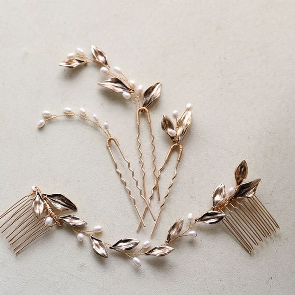 antique gold color leaf bridal hair comb pins wedding headpieces handmade pearls women jewelry hair accessories, Silver
antique gold color leaf bridal hair comb pins wedding headpieces handmade pearls women jewelry hair accessories, Silver