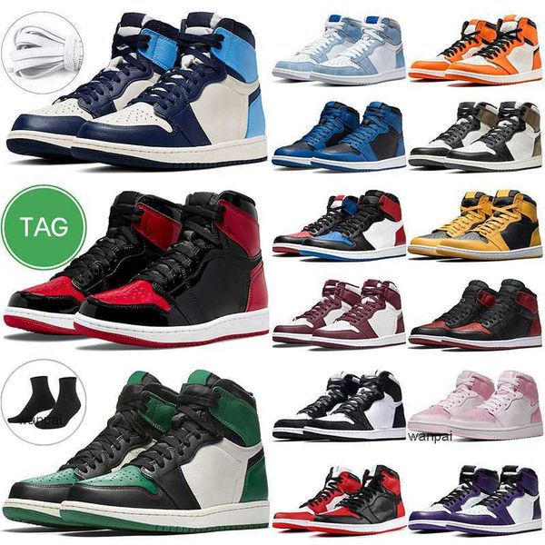 unc 1s men women high og basketball shoes court puple black white shattered backboard jumpman1 mens sports good trainer sneakers
unc 1s men women high og basketball shoes court puple black white shattered backboard jumpman1 mens sports good trainer sneakers