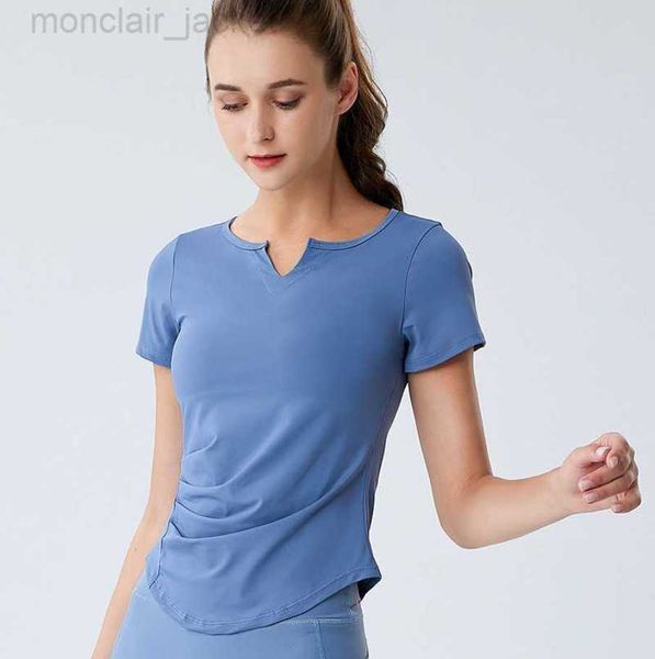 desginer alo yoga t shirt suit short sleeve v-neck nude fit back sports women's running fitness t-shirt 23ss, White
desginer alo yoga t shirt suit short sleeve v-neck nude fit back sports women's running fitness t-shirt 23ss, White
