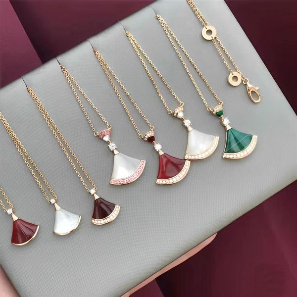 high-quality new gold brand jewelry designer necklace necklace steel for 18k women pendant fashionable and titanium charming luxury fan shap, Silver
high-quality new gold brand jewelry designer necklace necklace steel for 18k women pendant fashionable and titanium charming luxury fan shap, Silver