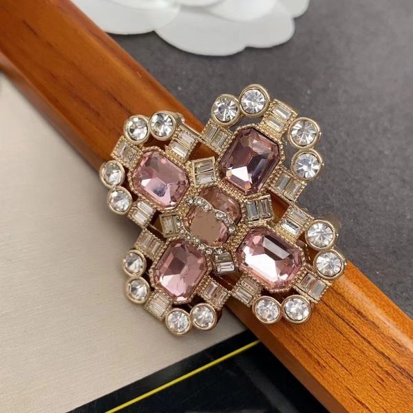 brooches color stone simple wind designer brooch the new diamond brooch, Gray
brooches color stone simple wind designer brooch the new diamond brooch, Gray