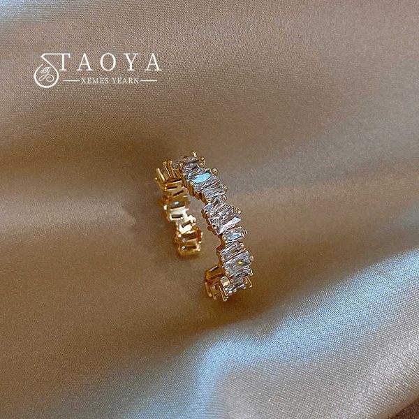 band rings 2023 new exquisite irregular zircon gold color open rings korean fashion jewelry for women's wedding party luxury accessorie, Silver
band rings 2023 new exquisite irregular zircon gold color open rings korean fashion jewelry for women's wedding party luxury accessorie, Silver