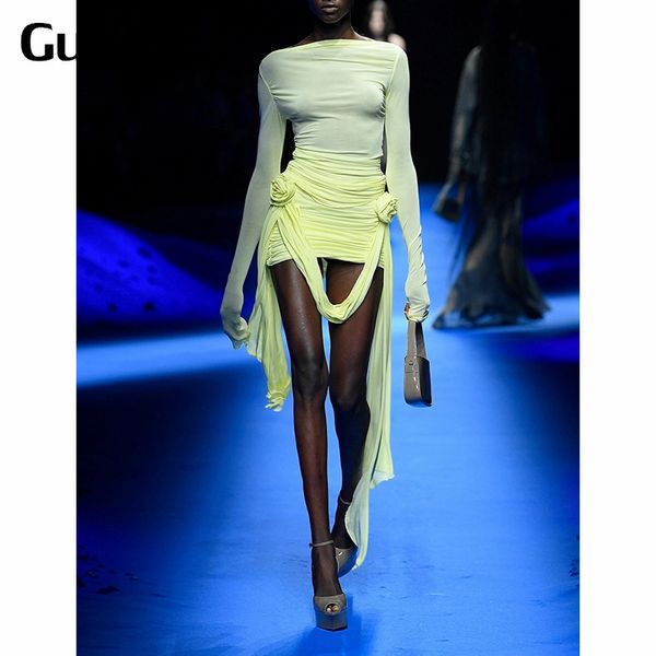 two piece dress 331 gulichic runway fashion solid color folds stretch slim knitted tshirt or rose flower ribbons mini skirt set women 230508, White
two piece dress 331 gulichic runway fashion solid color folds stretch slim knitted tshirt or rose flower ribbons mini skirt set women 230508, White