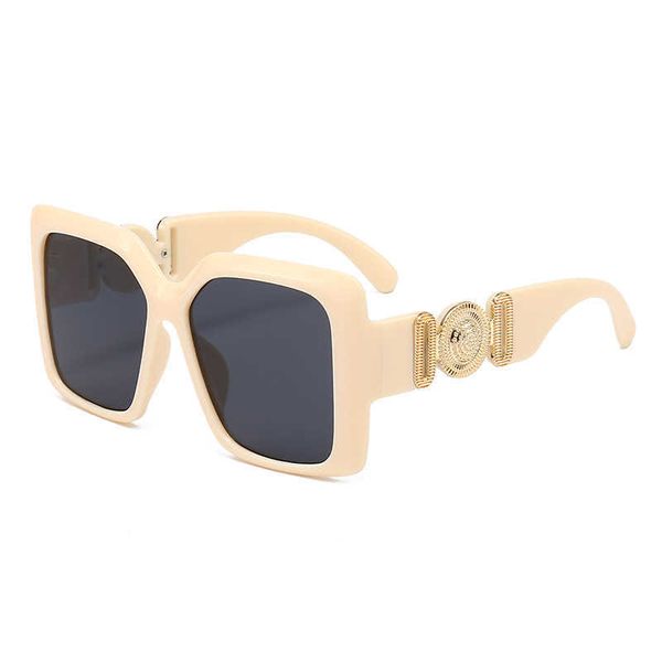 2023 new women's wide legs sunglasses men's fashion brand square super large frame street p sunglasses, White;black
2023 new women's wide legs sunglasses men's fashion brand square super large frame street p sunglasses, White;black