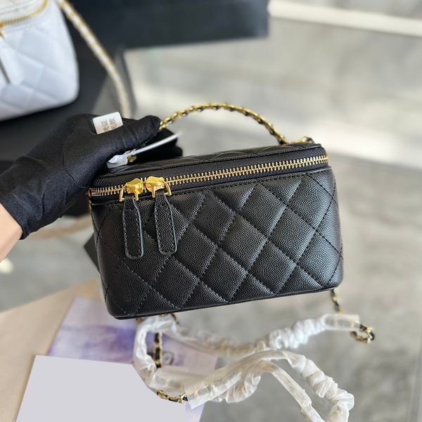 22ss hollow out letter handle vanity box bags with mirror caviar leather calfskin card holder multi pochette cosmetic case designer handbags
22ss hollow out letter handle vanity box bags with mirror caviar leather calfskin card holder multi pochette cosmetic case designer handbags