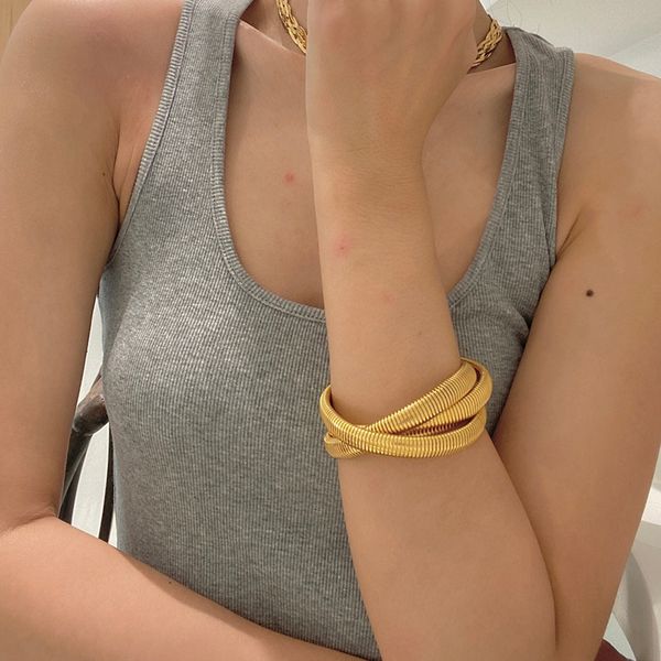 charm bracelets three layered spring bangles for women stainless steel wide thick streetwear jewelry unique unusual 230508, Golden;silver
charm bracelets three layered spring bangles for women stainless steel wide thick streetwear jewelry unique unusual 230508, Golden;silver