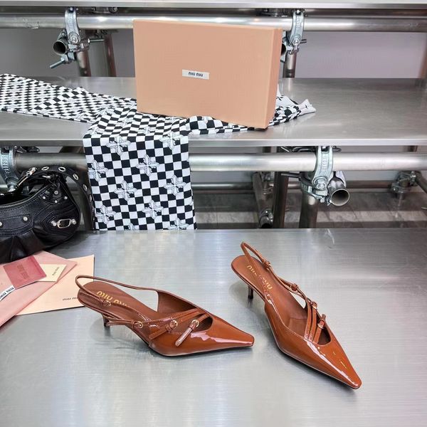shiny leather kitten heel women sandals shoes pink red runway female summer sapatos narrow straps fashionable sandals, Black
shiny leather kitten heel women sandals shoes pink red runway female summer sapatos narrow straps fashionable sandals, Black