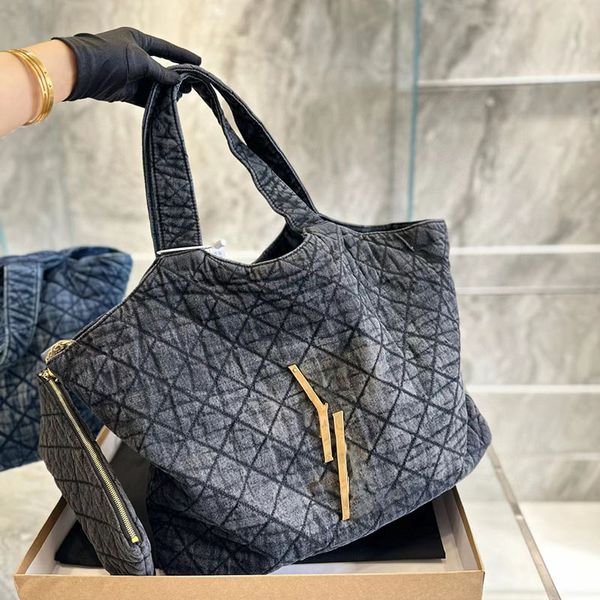 the large capacity commuter women tote underarm oversized bags blue denim shopping shoulder bags for mommy 40cm
the large capacity commuter women tote underarm oversized bags blue denim shopping shoulder bags for mommy 40cm