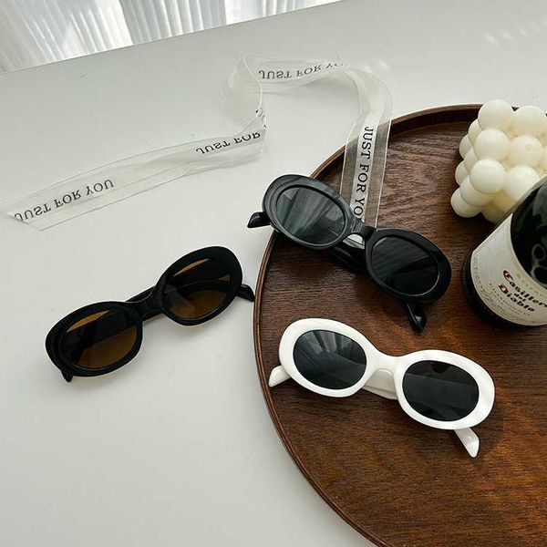 emobebe children's 2023 summer girls' oval frame sunshades baby net red fashion sunglasses, White;black
emobebe children's 2023 summer girls' oval frame sunshades baby net red fashion sunglasses, White;black