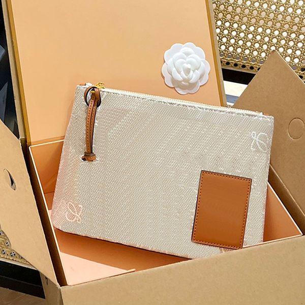 canvas handbag women clutch bag lady wallet zipper open designer handbags full classic embroidered letter print cowhide purse
canvas handbag women clutch bag lady wallet zipper open designer handbags full classic embroidered letter print cowhide purse