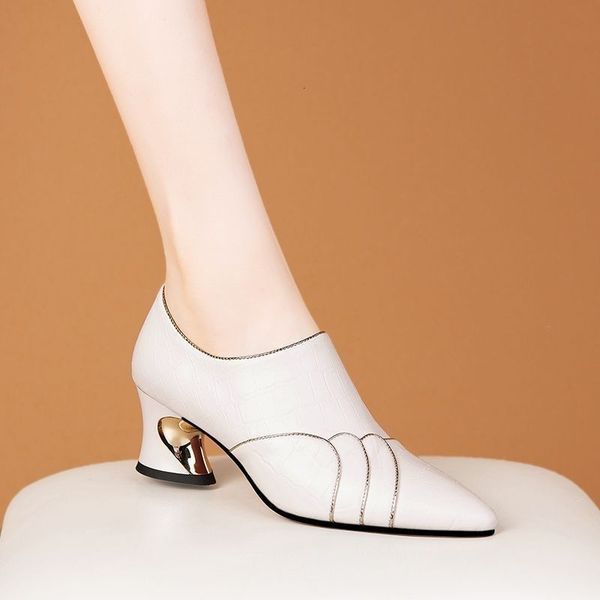 height increasing shoes frauen high heels lady fashion sweet comfortable purple pump party night club g2456 230508, Black;white
height increasing shoes frauen high heels lady fashion sweet comfortable purple pump party night club g2456 230508, Black;white