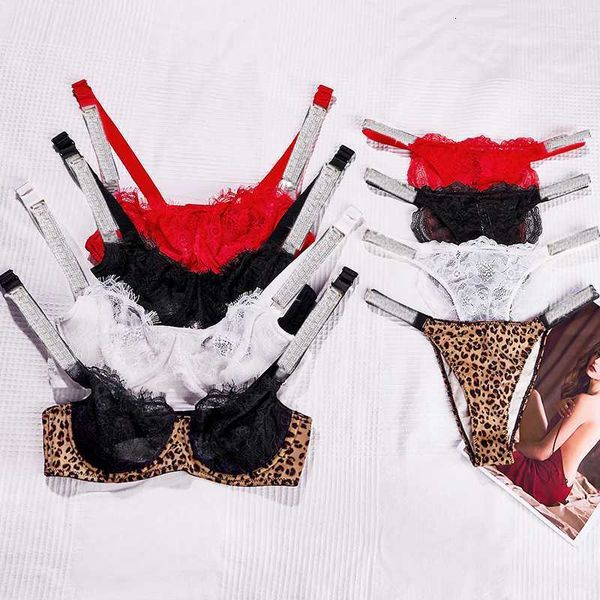 women's bra thin hollow-out brief sets lace underwear french romantic without underwire see-through triangle cup, Red;black
women's bra thin hollow-out brief sets lace underwear french romantic without underwire see-through triangle cup, Red;black