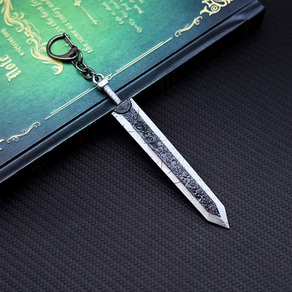 keychains new berserk guts sword keychain men key chain keyring metal keychains for car anime accessories key ring pendant llaveros j230426, Silver
keychains new berserk guts sword keychain men key chain keyring metal keychains for car anime accessories key ring pendant llaveros j230426, Silver