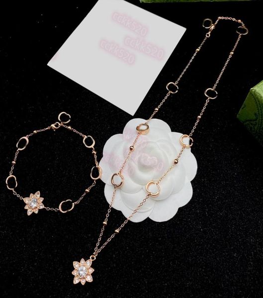 cute flower pendant necklaces titanium sport accessories 2 colors diamond shinning bracelets luxury letters earrings set2923400
cute flower pendant necklaces titanium sport accessories 2 colors diamond shinning bracelets luxury letters earrings set2923400