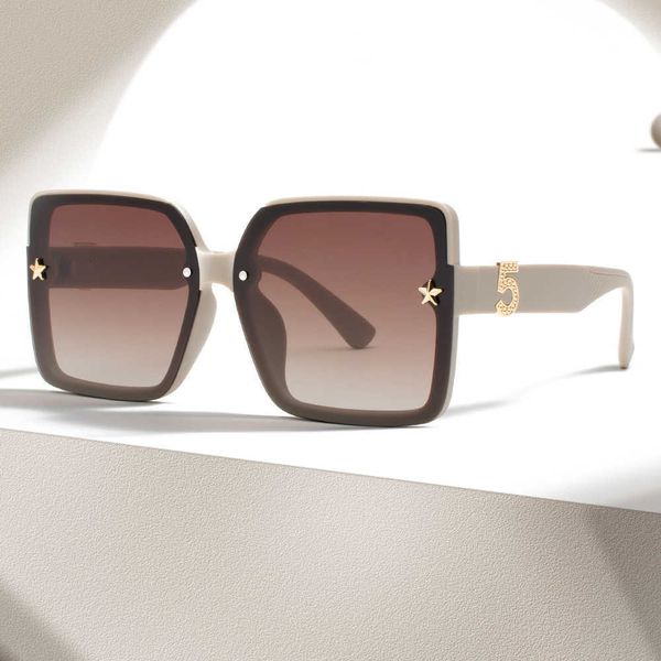 net red big frame thin fashion new polarized sunglasses men and women anti ultraviolet driving glasses, White;black
net red big frame thin fashion new polarized sunglasses men and women anti ultraviolet driving glasses, White;black