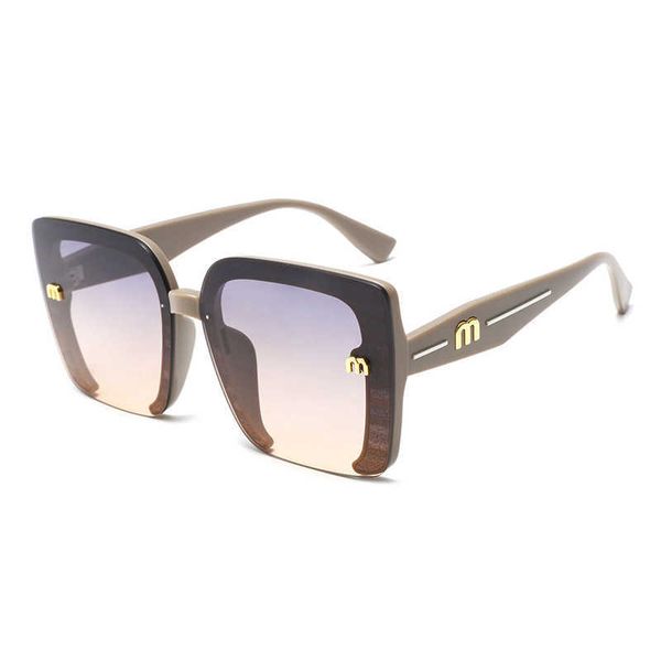versatile and trendy sunglasses with square letter m hollow out frame for outdoor travel sunshades, White;black
versatile and trendy sunglasses with square letter m hollow out frame for outdoor travel sunshades, White;black