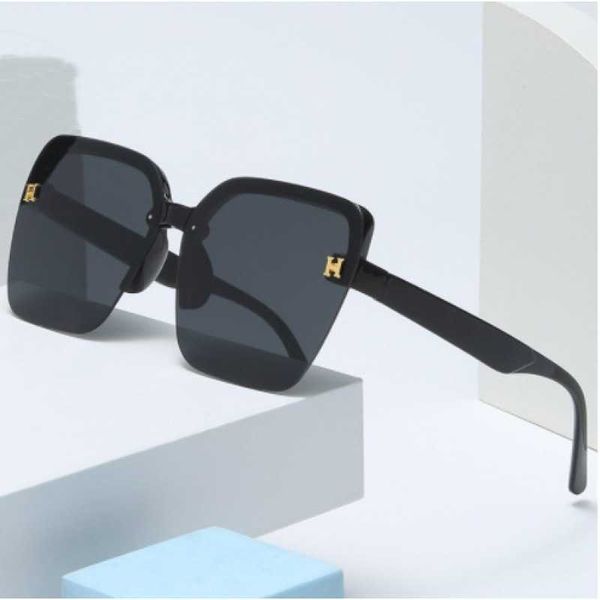 2023 new for women black premium fashion glasses h screen red sun protection sunglasses, White;black
2023 new for women black premium fashion glasses h screen red sun protection sunglasses, White;black