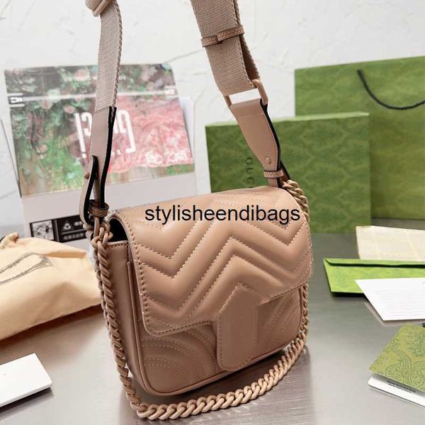 square crossbody bag fashion leather shoulder bags metal letter magnetic buckle flap women handbags short chain removable wide webbing strap
square crossbody bag fashion leather shoulder bags metal letter magnetic buckle flap women handbags short chain removable wide webbing strap