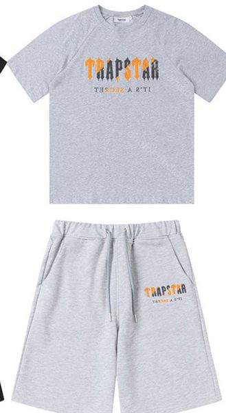 trapstar t shirt shorts chenille towels six colors embroidered tracksuits fabrics short suits summer clothing for men and women404, Gray
trapstar t shirt shorts chenille towels six colors embroidered tracksuits fabrics short suits summer clothing for men and women404, Gray