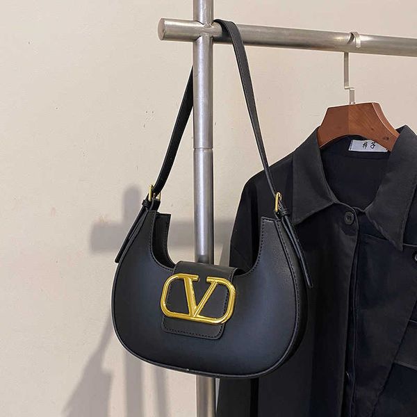 2023 fashion new women's shoulder armpit moon messenger hand fashion bags