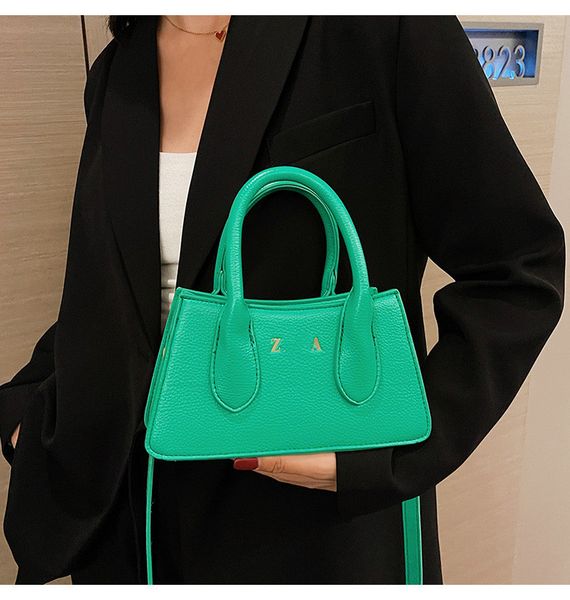 day packs z family cross border bags new ins fashion litchi pattern cambridge bag grils light luxury handheld one shoulder bag
day packs z family cross border bags new ins fashion litchi pattern cambridge bag grils light luxury handheld one shoulder bag