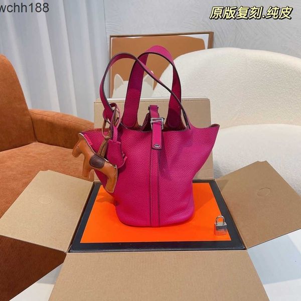 leather basket picotin locks bag handle designer 2023 bags tote palm h layer cow lychee grain basket women's bucket handbag 58m2
leather basket picotin locks bag handle designer 2023 bags tote palm h layer cow lychee grain basket women's bucket handbag 58m2
