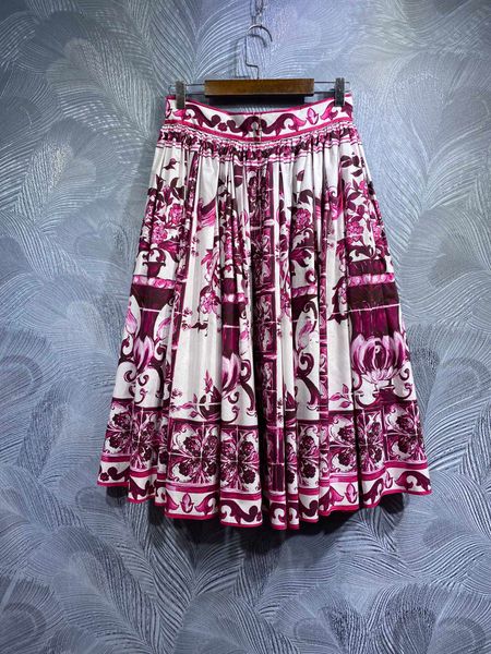 designer women's half skirt versatile blast street age reducing band 2023 spring/summer new vintage print high waist large swing dresss, Black
designer women's half skirt versatile blast street age reducing band 2023 spring/summer new vintage print high waist large swing dresss, Black