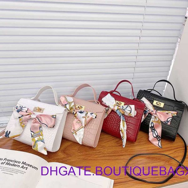 designer hremm kelys's bags for sale baobao women's 2023 summer new korean crocodile silk scarf lock button one shoulder oblique s
designer hremm kelys's bags for sale baobao women's 2023 summer new korean crocodile silk scarf lock button one shoulder oblique s