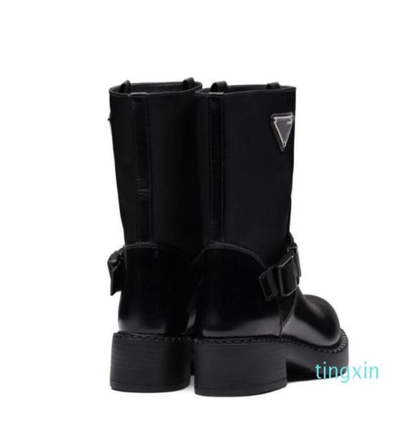 2022 booties recycled enameled metal triangle monobloc sole comfort walking black9855908, Black
2022 booties recycled enameled metal triangle monobloc sole comfort walking black9855908, Black
