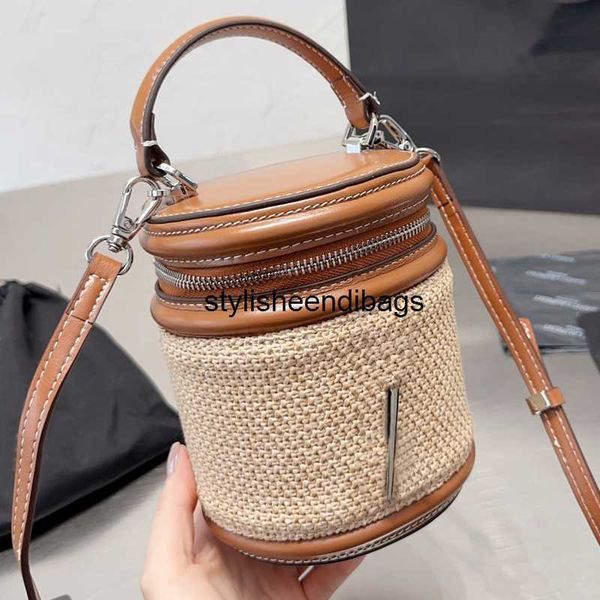 bucket straw bag fashion crossbody purse women woven leather shoulder bags summer beach travel handbags silver hardware letter zipper closur
bucket straw bag fashion crossbody purse women woven leather shoulder bags summer beach travel handbags silver hardware letter zipper closur
