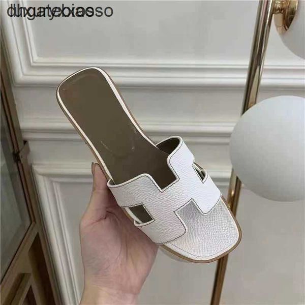 beach shoe h slipper orans fashion diamond designer high version versatile sandals female style flat leather female tuveoran
beach shoe h slipper orans fashion diamond designer high version versatile sandals female style flat leather female tuveoran