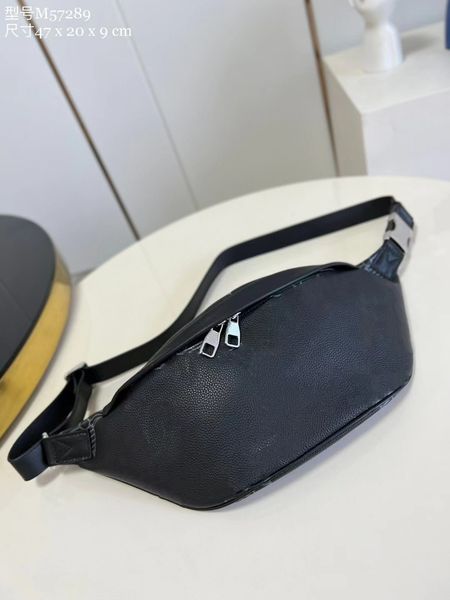 2023 tier mirror quality bumbag chest bag small womens real leather canvas handbag luxury designers brown flower zipper purse crossbody shou
2023 tier mirror quality bumbag chest bag small womens real leather canvas handbag luxury designers brown flower zipper purse crossbody shou