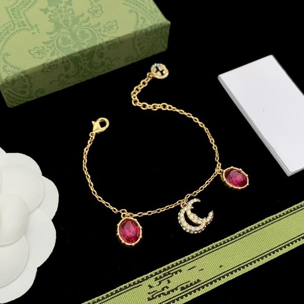 designer designed fashionable and stylish women's bracelets and earrings specifically for jewelry party gifts, Golden;silver
designer designed fashionable and stylish women's bracelets and earrings specifically for jewelry party gifts, Golden;silver