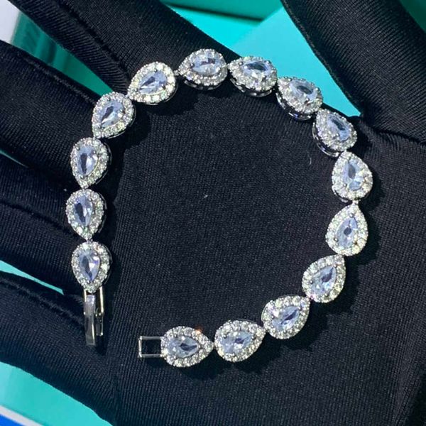 bracelets luxury designers women charm bracelet diamonds design fashion jewelry with bracelets boutique gift wedding wear jewelrys various s, Golden;silver
bracelets luxury designers women charm bracelet diamonds design fashion jewelry with bracelets boutique gift wedding wear jewelrys various s, Golden;silver