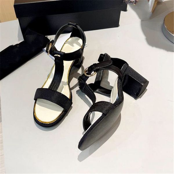 luxury design sandals 2023 fashion channel women summer high heels leather cross lace up student casual slippers 013-02, Black
luxury design sandals 2023 fashion channel women summer high heels leather cross lace up student casual slippers 013-02, Black