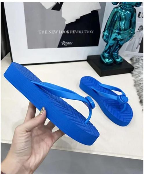 2023 fashion designer ladies flip flops simple youth slippers moccasin shoes suitable for spring summer and autumn ls beaches other places s, Black
2023 fashion designer ladies flip flops simple youth slippers moccasin shoes suitable for spring summer and autumn ls beaches other places s, Black