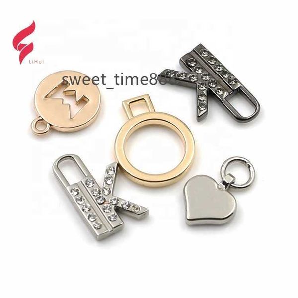high-end custom small brand engraved pendant custom metal charm jewelry tags engraved brand pendant for jewelry, Silver
high-end custom small brand engraved pendant custom metal charm jewelry tags engraved brand pendant for jewelry, Silver