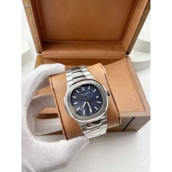 luxury formal classical wrist watches peta pli 5711 men's automatic for man with box ori paper beg designer mechanical new gentlemenlik, Slivery;brown
luxury formal classical wrist watches peta pli 5711 men's automatic for man with box ori paper beg designer mechanical new gentlemenlik, Slivery;brown