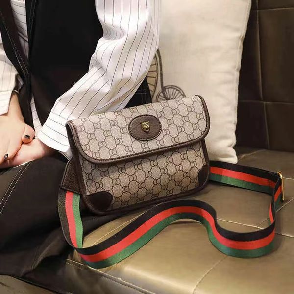 new arrived woman bag cross body wallets leather patchwork men women handbag shoulder bags designer handbags fashion bag wallet phone bao w
new arrived woman bag cross body wallets leather patchwork men women handbag shoulder bags designer handbags fashion bag wallet phone bao w