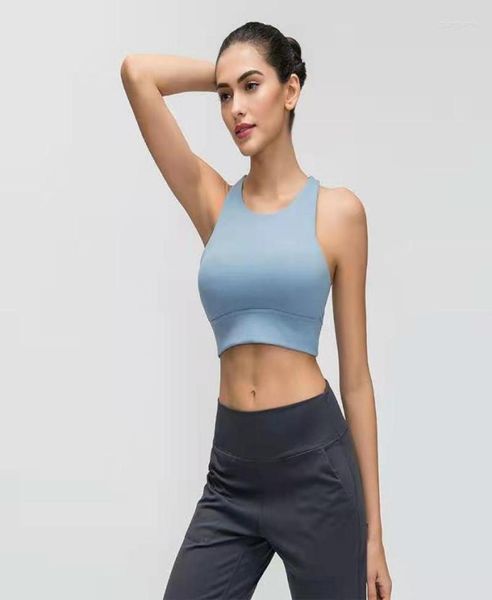 gym clothing 2022 triangle hollow high neck yoga sports underwear women bra2165253, White;black
gym clothing 2022 triangle hollow high neck yoga sports underwear women bra2165253, White;black