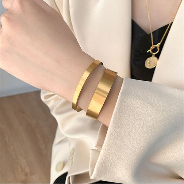 high end luxury gold wide face bracelet with brushed titanium steel plated 18k rose gold essential for couples, Black
high end luxury gold wide face bracelet with brushed titanium steel plated 18k rose gold essential for couples, Black