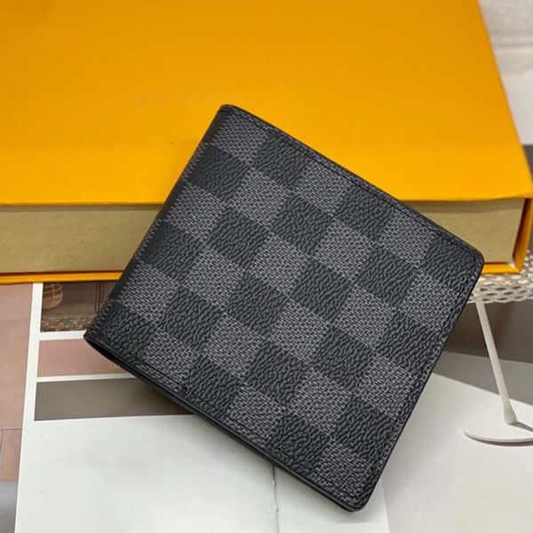 fashion designer short wallet women's discount original boxed card holder women's handbags waist packs, Red;black
fashion designer short wallet women's discount original boxed card holder women's handbags waist packs, Red;black