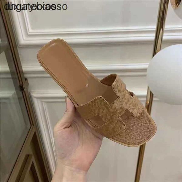 beach shoe h slipper orans sandals fashion style version female versatile designer diamond high flat leather female hzdsoran
beach shoe h slipper orans sandals fashion style version female versatile designer diamond high flat leather female hzdsoran