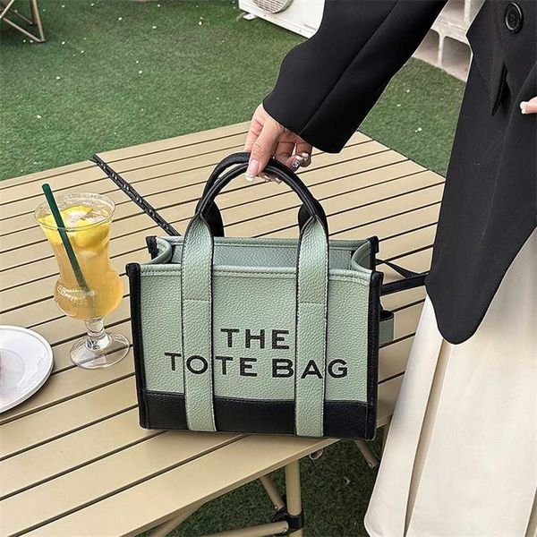 16% off 2023 fashion handbag tote women's new trendy and fashionable handbag small crowd contrast printing letter oblique straddle bag
16% off 2023 fashion handbag tote women's new trendy and fashionable handbag small crowd contrast printing letter oblique straddle bag