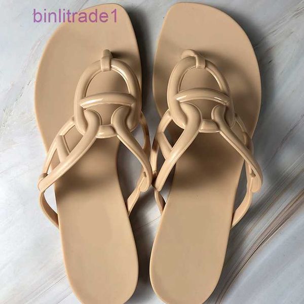 pig nose pattern slipper women h letter jelly summer slippers luxury designer outdoor sandal pool slides beach scuffs summer ladies sandals, Black
pig nose pattern slipper women h letter jelly summer slippers luxury designer outdoor sandal pool slides beach scuffs summer ladies sandals, Black
