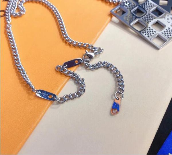 brand double tag necklace designer luxury pendant necklace classic premium jewelry long chain fashion selected style de6051241, Silver
brand double tag necklace designer luxury pendant necklace classic premium jewelry long chain fashion selected style de6051241, Silver