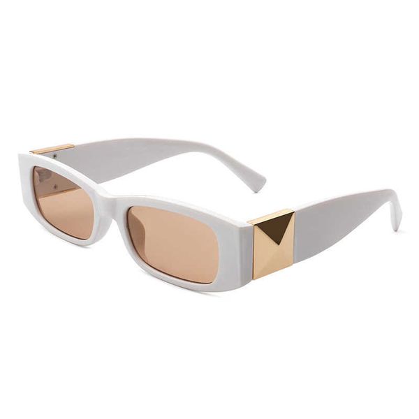 2022 new small frame fashion personalized ins show women's trendy checker sunglasses, White;black
2022 new small frame fashion personalized ins show women's trendy checker sunglasses, White;black